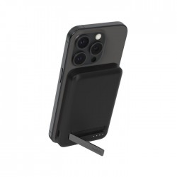 BELKIN 5K QI2 WIRELESS POWER BANK + KICK STAND, BLACK